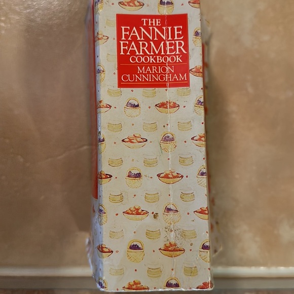 THE FANNIE FARMER COOKBOOK - Picture 3 of 4